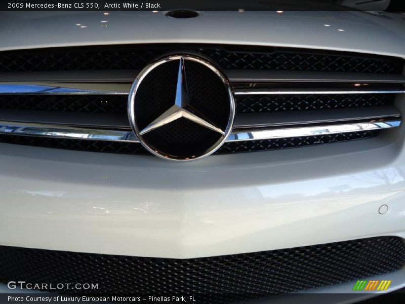 Arctic White / Black 2009 Mercedes-Benz CLS 550