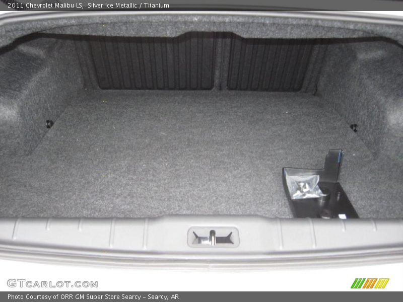 Silver Ice Metallic / Titanium 2011 Chevrolet Malibu LS