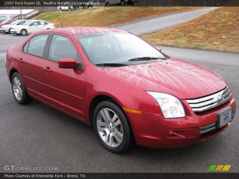 Front 3/4 View of 2007 Fusion SE