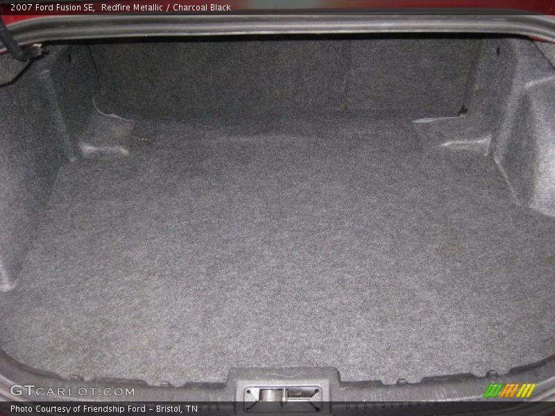  2007 Fusion SE Trunk