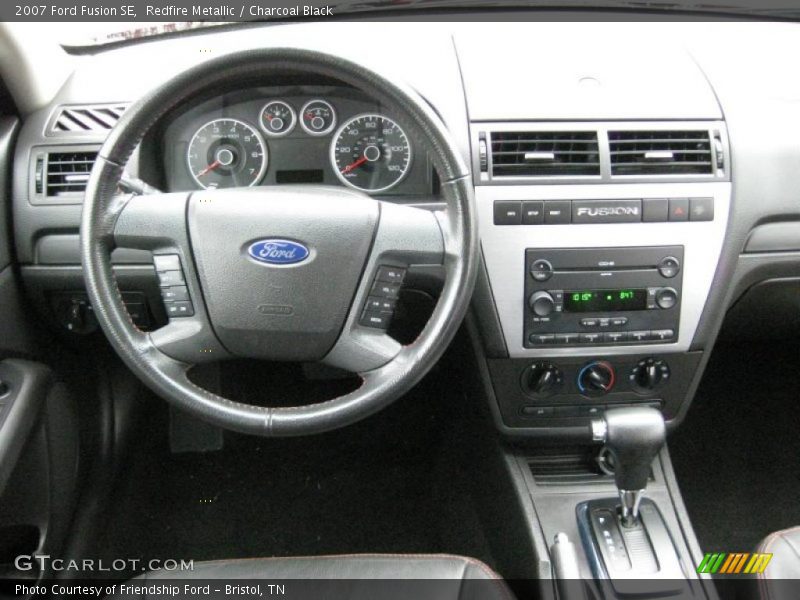 Dashboard of 2007 Fusion SE