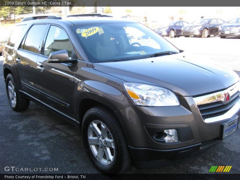 Cocoa / Tan 2009 Saturn Outlook XE
