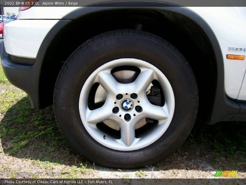 Alpine White / Beige 2002 BMW X5 3.0i