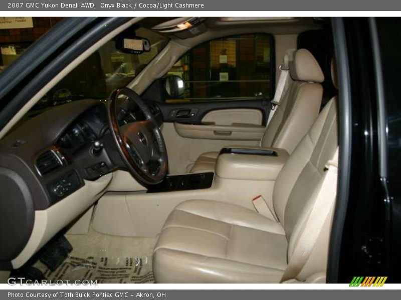 Onyx Black / Cocoa/Light Cashmere 2007 GMC Yukon Denali AWD