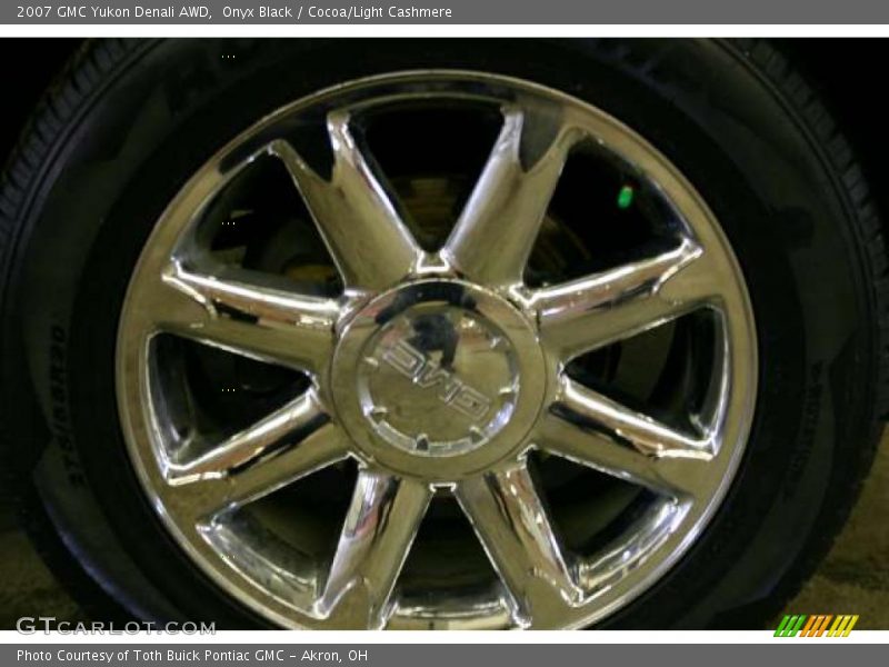 Onyx Black / Cocoa/Light Cashmere 2007 GMC Yukon Denali AWD