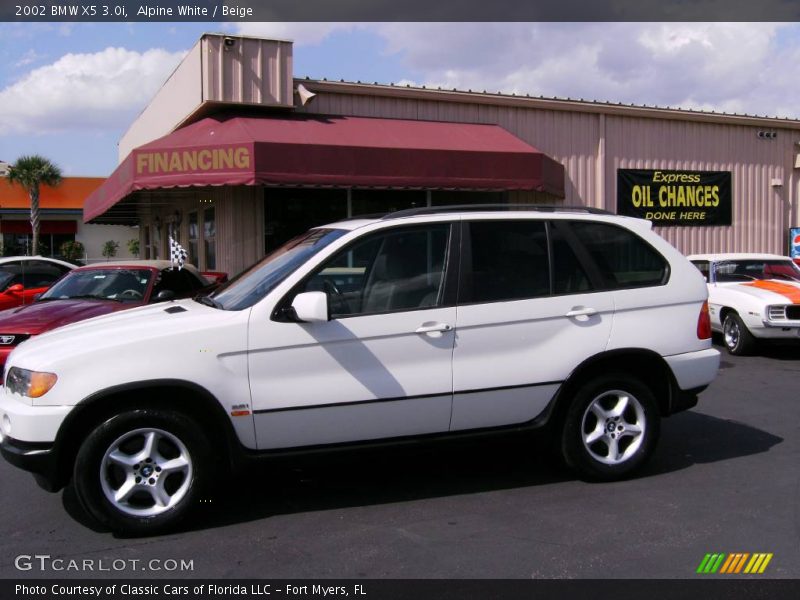 Alpine White / Beige 2002 BMW X5 3.0i