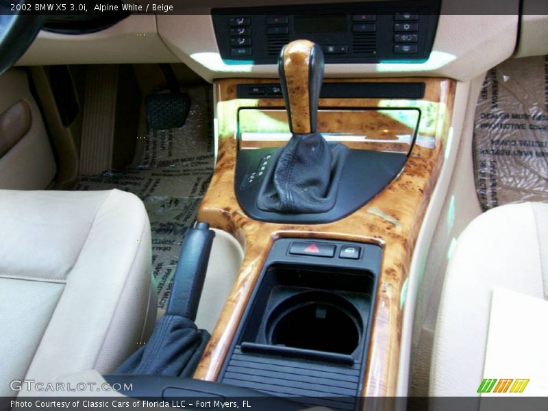 Alpine White / Beige 2002 BMW X5 3.0i