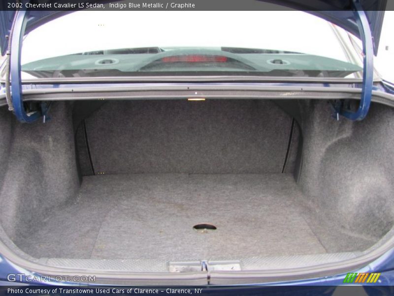  2002 Cavalier LS Sedan Trunk