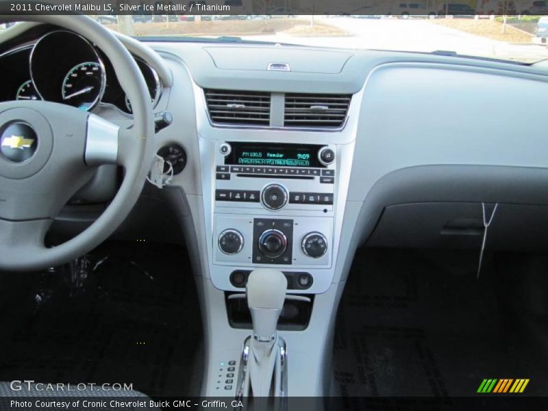 Silver Ice Metallic / Titanium 2011 Chevrolet Malibu LS