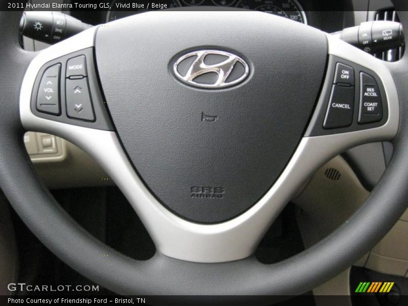 Controls of 2011 Elantra Touring GLS