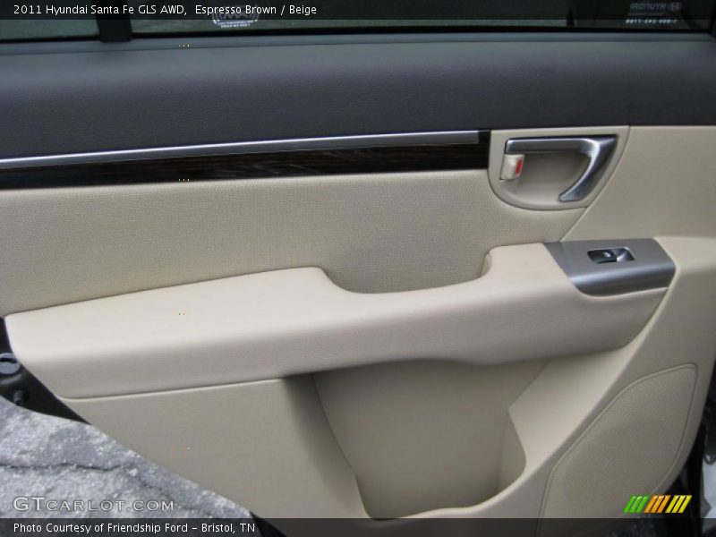 Door Panel of 2011 Santa Fe GLS AWD