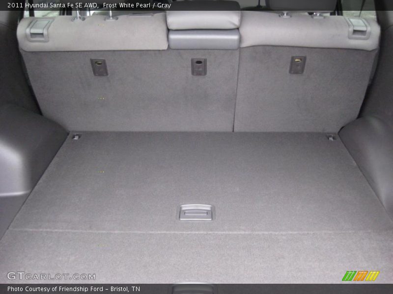  2011 Santa Fe SE AWD Trunk