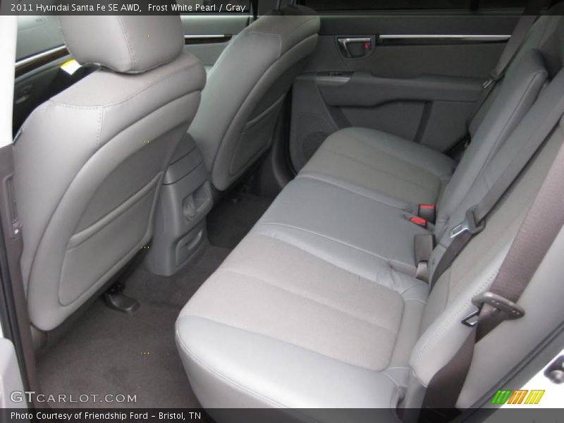  2011 Santa Fe SE AWD Gray Interior