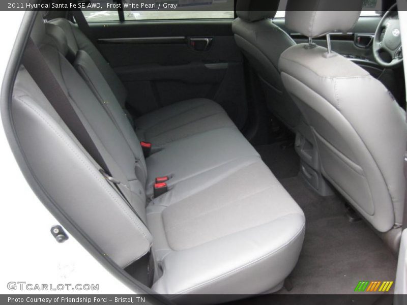  2011 Santa Fe SE AWD Gray Interior