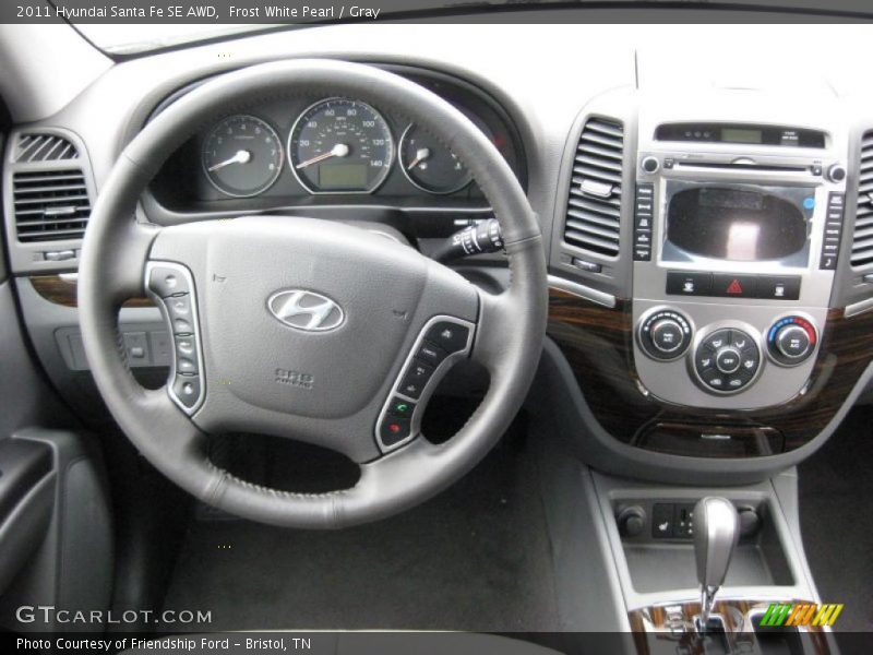 Dashboard of 2011 Santa Fe SE AWD