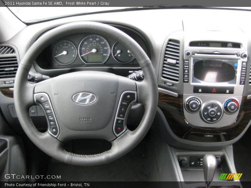 Dashboard of 2011 Santa Fe SE AWD