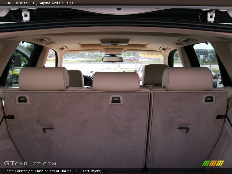Alpine White / Beige 2002 BMW X5 3.0i