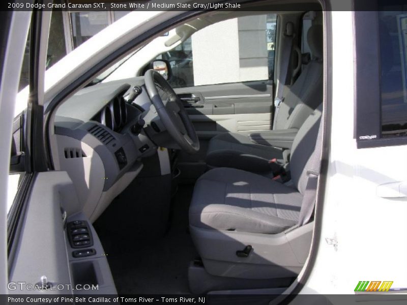 Stone White / Medium Slate Gray/Light Shale 2009 Dodge Grand Caravan SXT