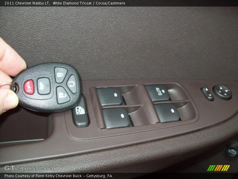 White Diamond Tricoat / Cocoa/Cashmere 2011 Chevrolet Malibu LT
