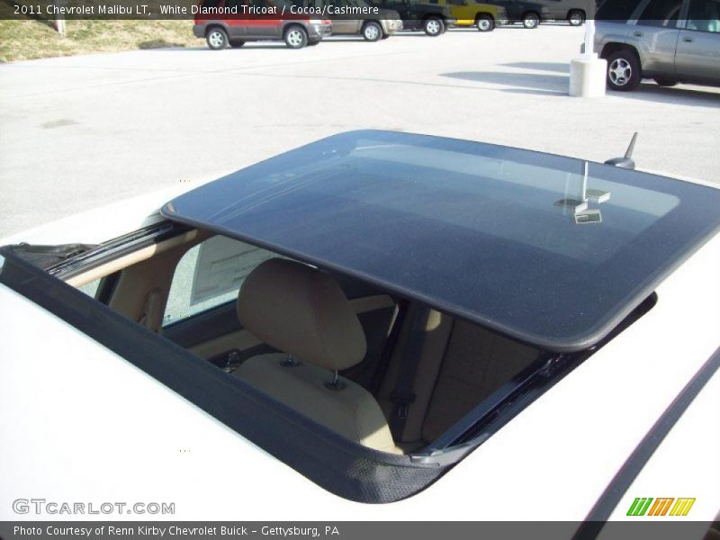 White Diamond Tricoat / Cocoa/Cashmere 2011 Chevrolet Malibu LT