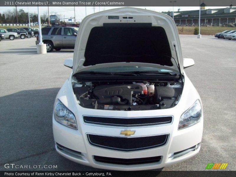 White Diamond Tricoat / Cocoa/Cashmere 2011 Chevrolet Malibu LT