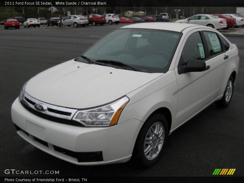White Suede / Charcoal Black 2011 Ford Focus SE Sedan