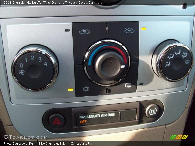 White Diamond Tricoat / Cocoa/Cashmere 2011 Chevrolet Malibu LT