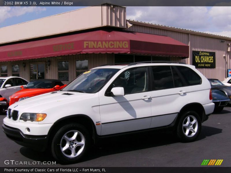Alpine White / Beige 2002 BMW X5 3.0i