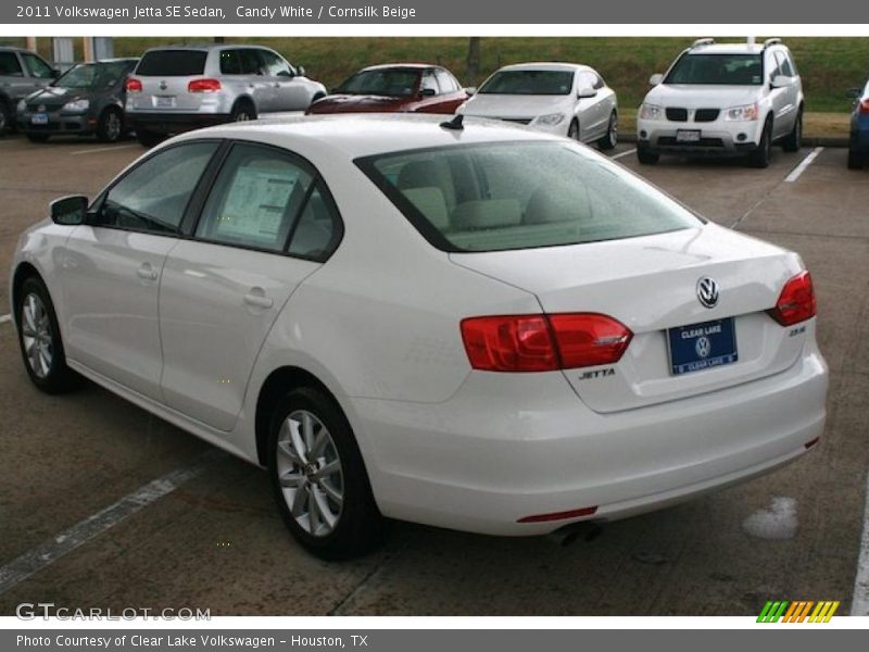 Candy White / Cornsilk Beige 2011 Volkswagen Jetta SE Sedan