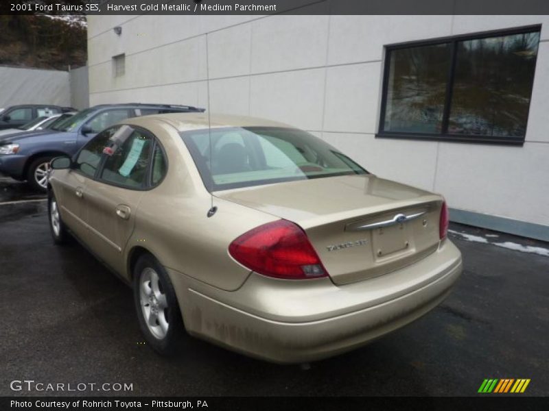 Harvest Gold Metallic / Medium Parchment 2001 Ford Taurus SES