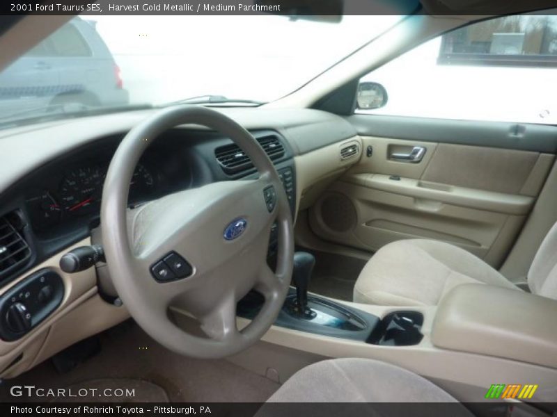Harvest Gold Metallic / Medium Parchment 2001 Ford Taurus SES