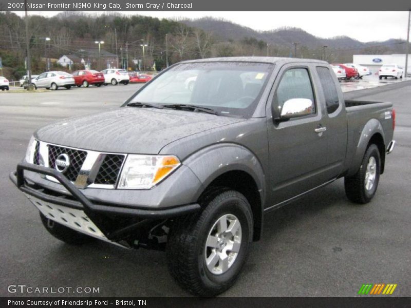 Front 3/4 View of 2007 Frontier NISMO King Cab