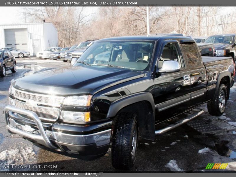 Black / Dark Charcoal 2006 Chevrolet Silverado 1500 LS Extended Cab 4x4