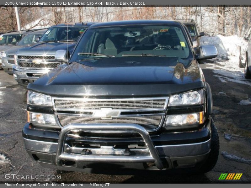 Black / Dark Charcoal 2006 Chevrolet Silverado 1500 LS Extended Cab 4x4