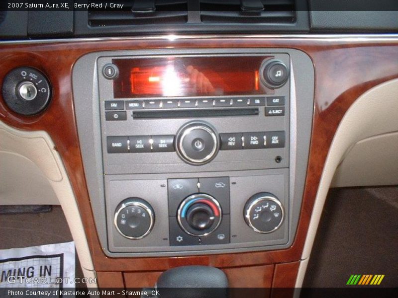 Berry Red / Gray 2007 Saturn Aura XE