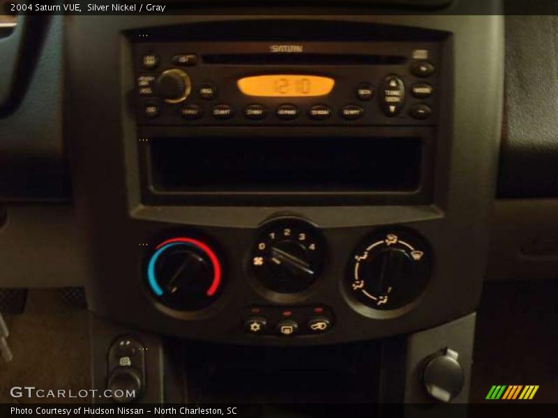 Silver Nickel / Gray 2004 Saturn VUE