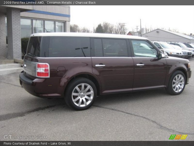 Cinnamon Metallic / Charcoal Black 2009 Ford Flex Limited AWD