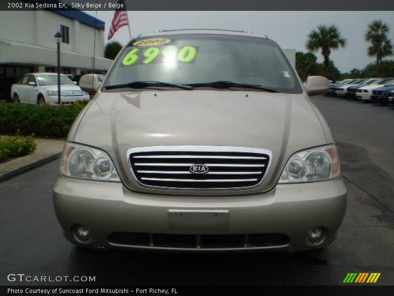 Silky Beige / Beige 2002 Kia Sedona EX