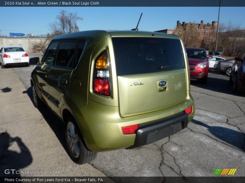 Alien Green / Black Soul Logo Cloth 2010 Kia Soul +