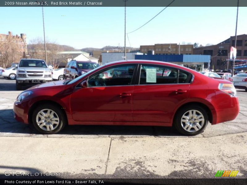 Red Brick Metallic / Charcoal 2009 Nissan Altima 2.5