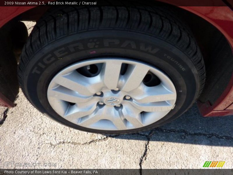 Red Brick Metallic / Charcoal 2009 Nissan Altima 2.5