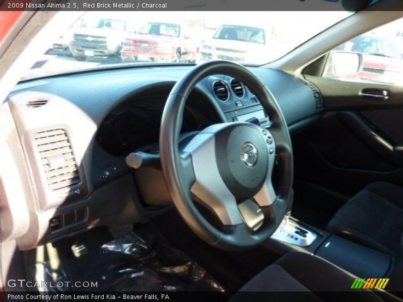 Red Brick Metallic / Charcoal 2009 Nissan Altima 2.5