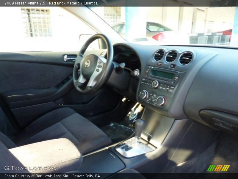 Red Brick Metallic / Charcoal 2009 Nissan Altima 2.5