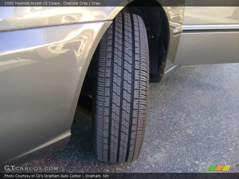 Charcoal Gray / Gray 2002 Hyundai Accent GS Coupe