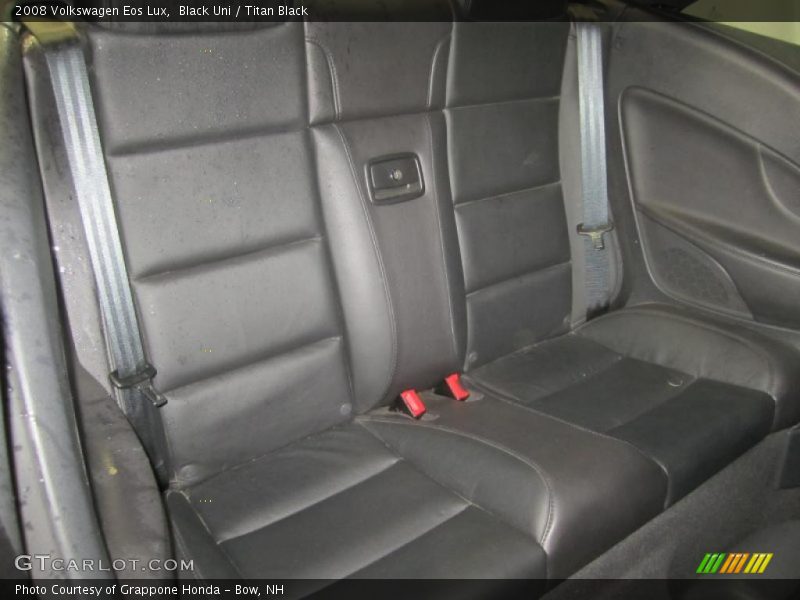Black Uni / Titan Black 2008 Volkswagen Eos Lux