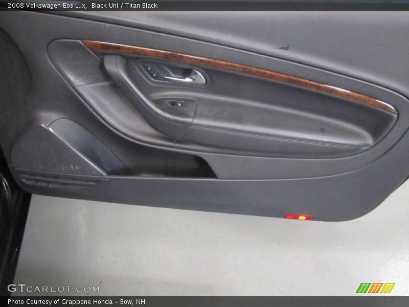 Black Uni / Titan Black 2008 Volkswagen Eos Lux