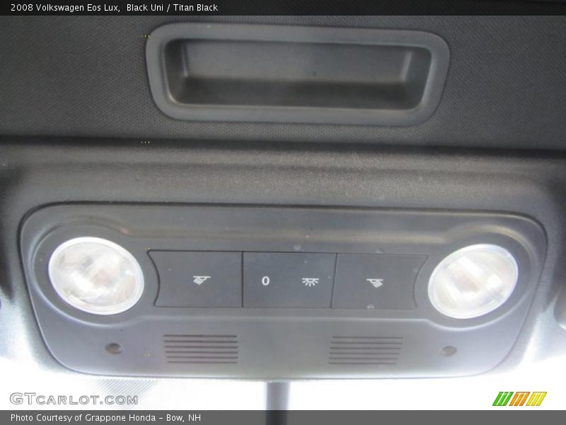 Black Uni / Titan Black 2008 Volkswagen Eos Lux