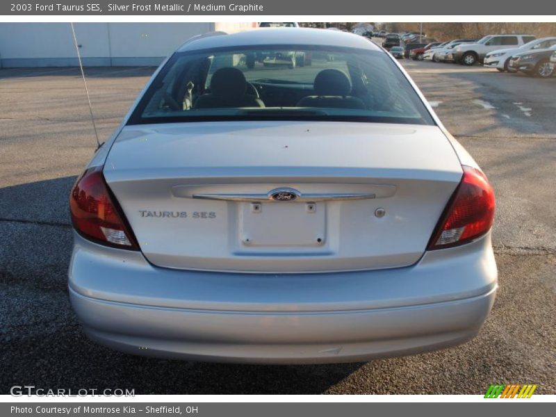 Silver Frost Metallic / Medium Graphite 2003 Ford Taurus SES