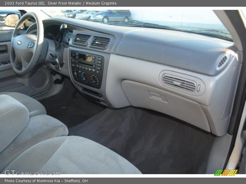 Silver Frost Metallic / Medium Graphite 2003 Ford Taurus SES