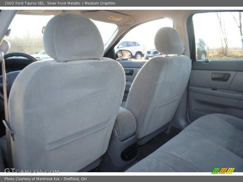 Silver Frost Metallic / Medium Graphite 2003 Ford Taurus SES